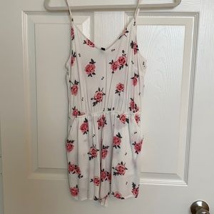 H&M white floral romper